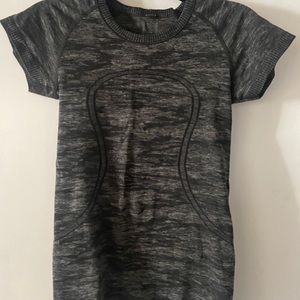 Lululemon short sleeve swiftly